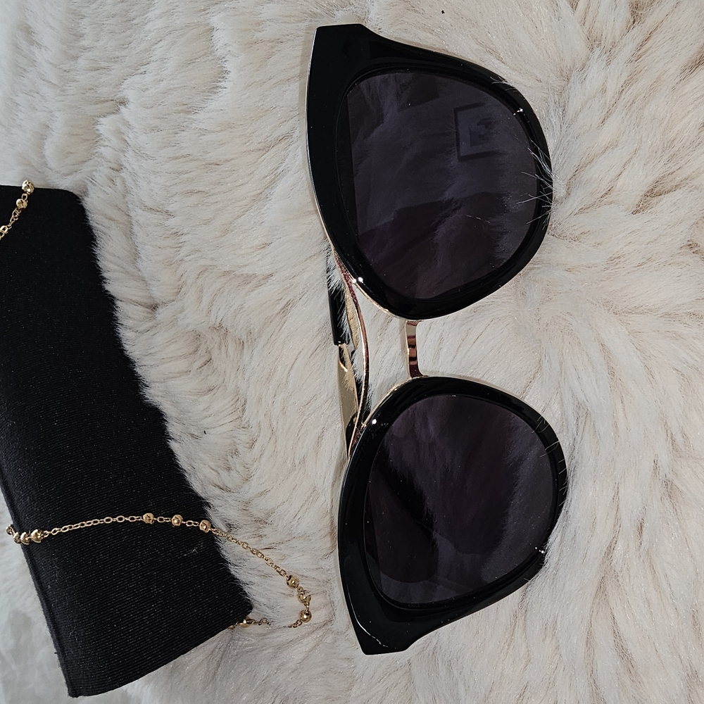 Guess Black Semi-Rimless Glasses with Metallic Frame